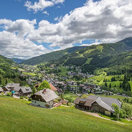 Panorama-appartement Bergglueck Апартаменты *